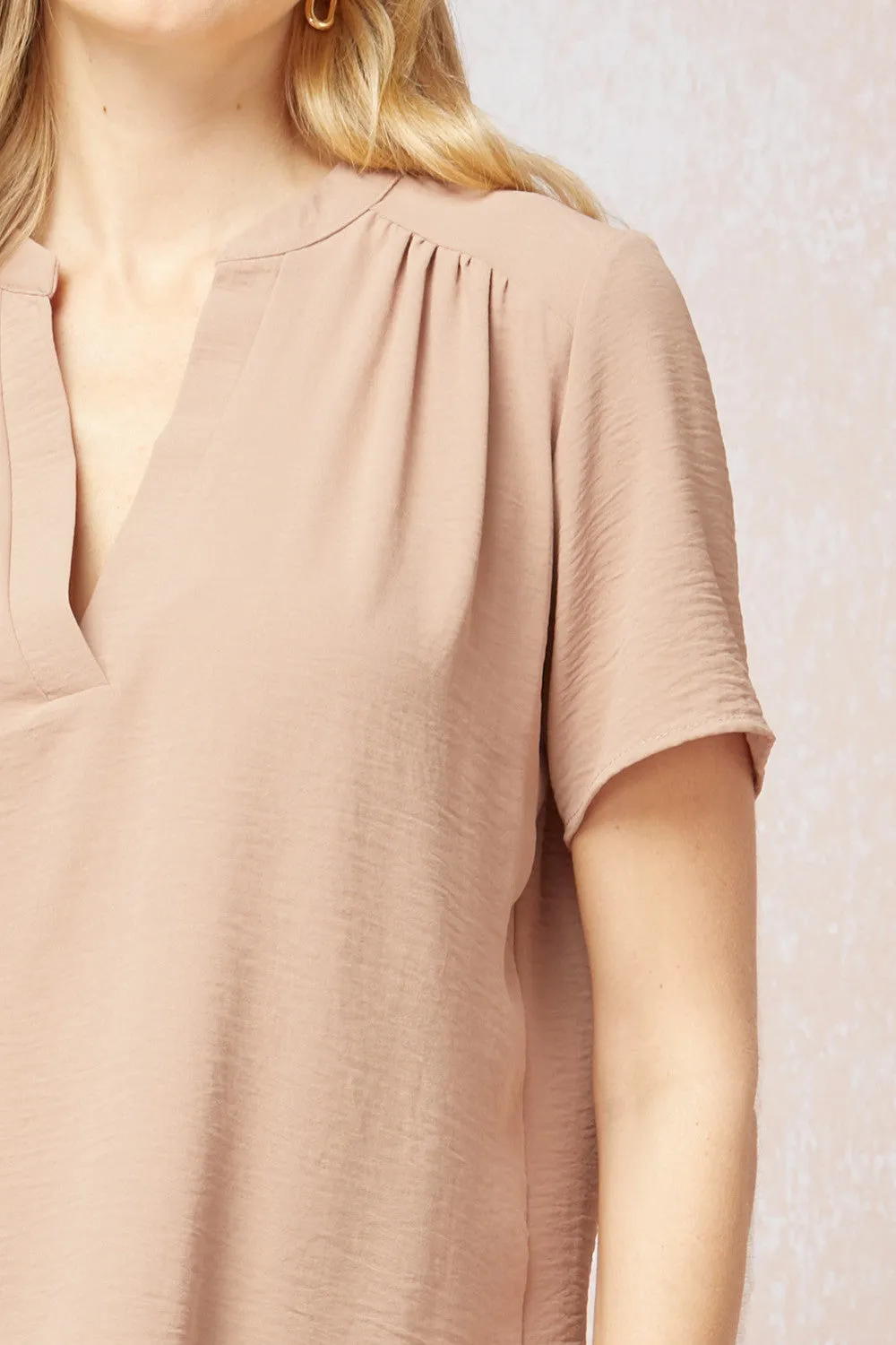 Classic & Chic Top, Latte