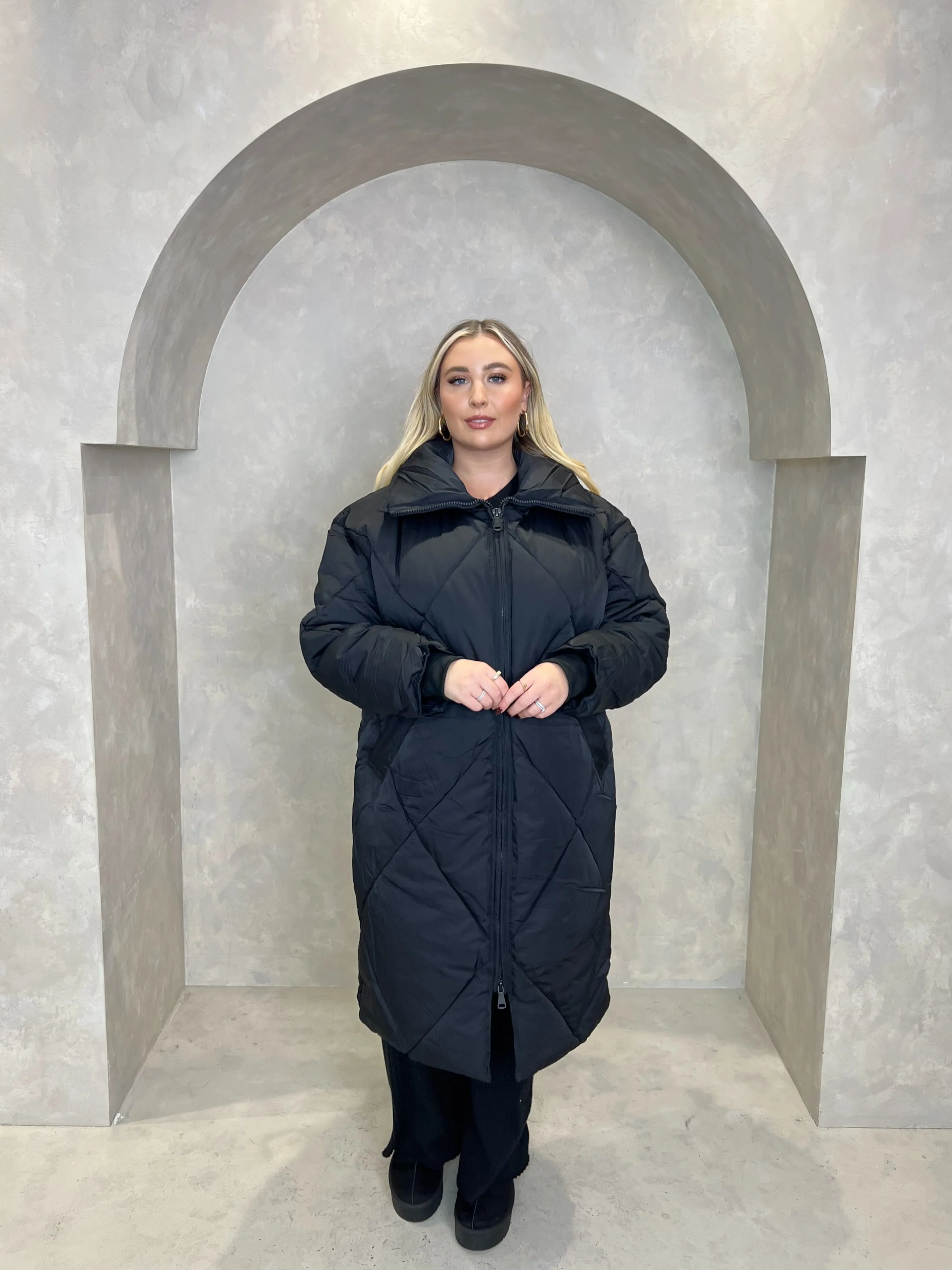 Curve Padded Oversize Coat