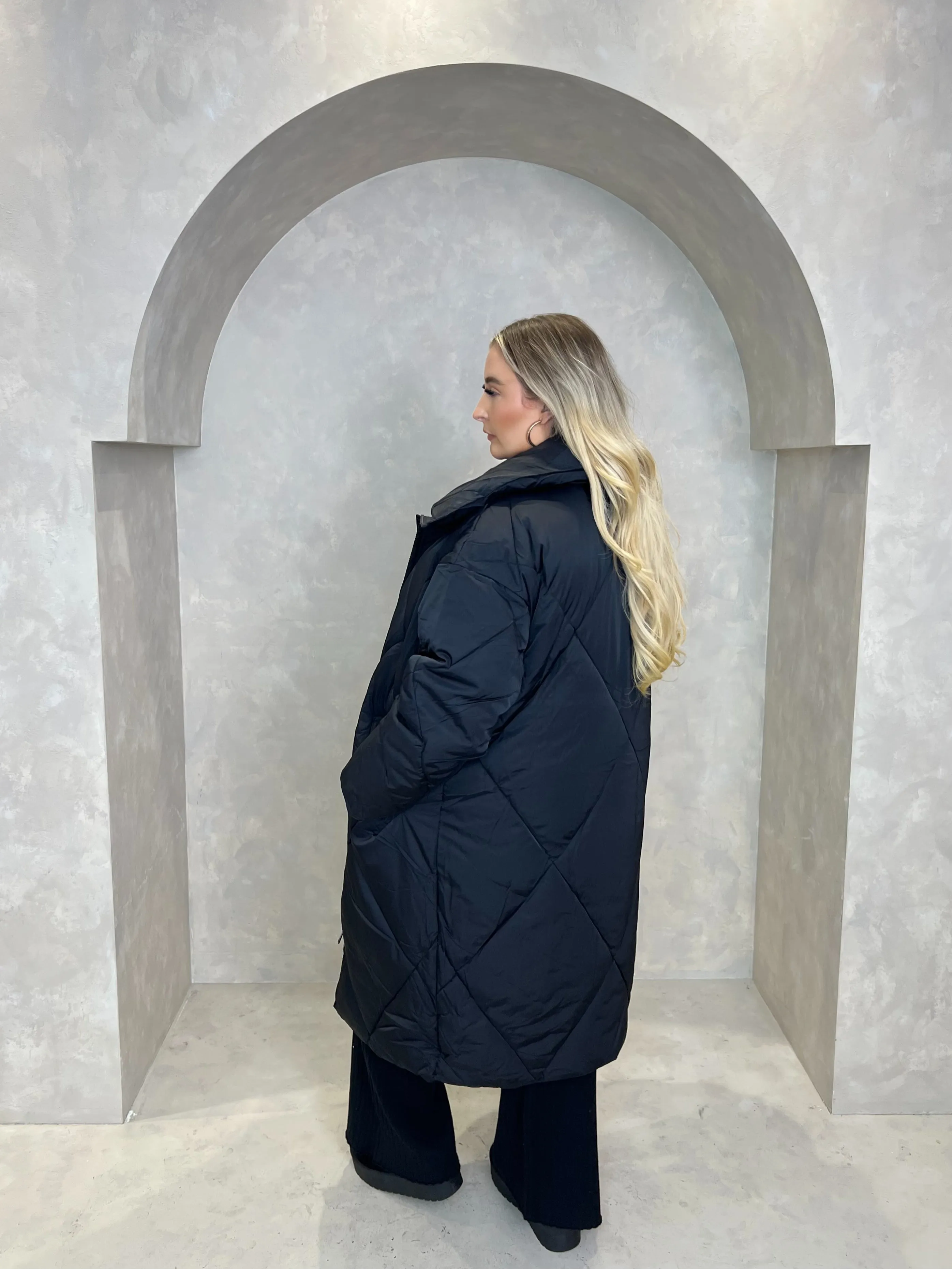 Curve Padded Oversize Coat