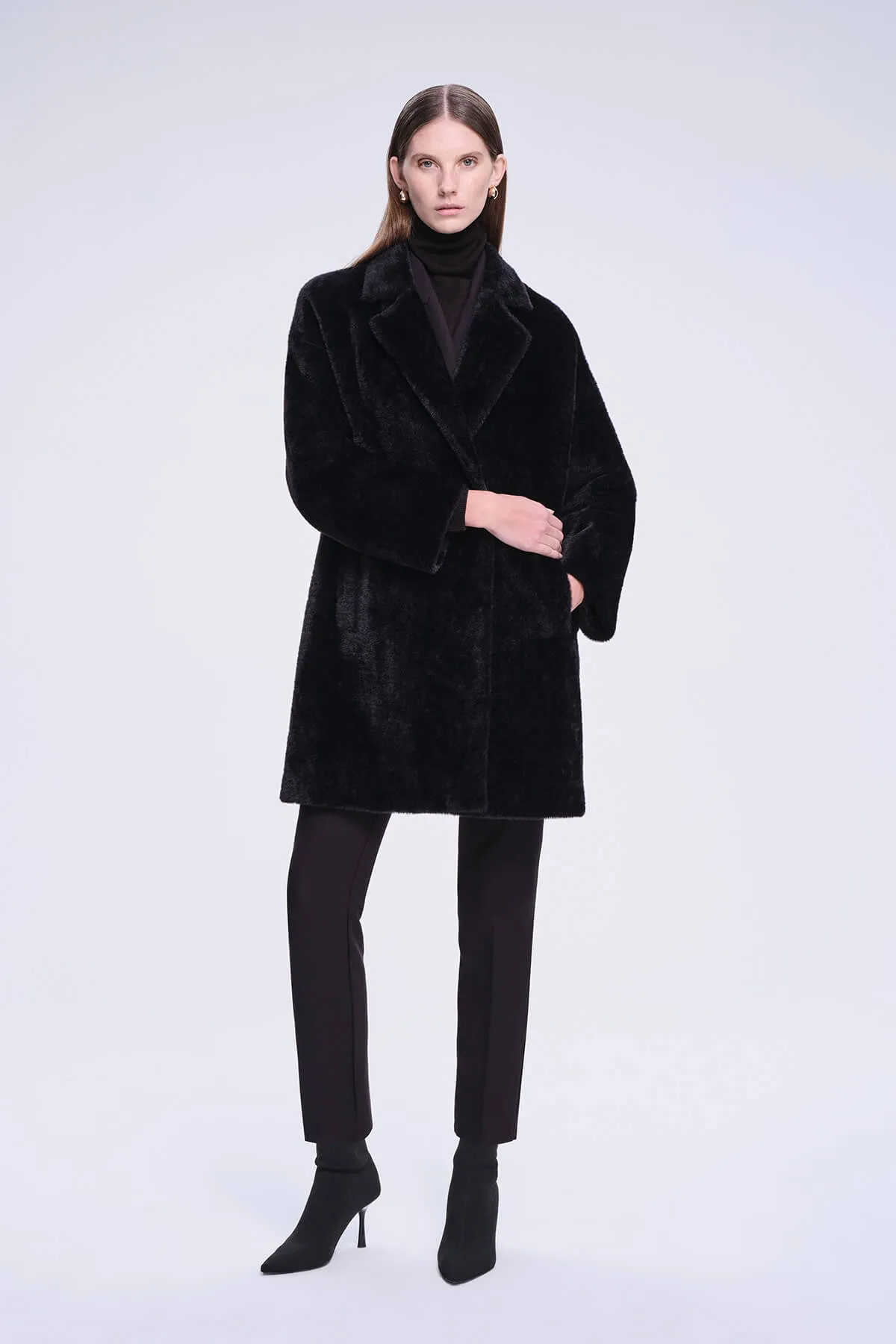 Dynamic Fit Berry Cachet Black Coat