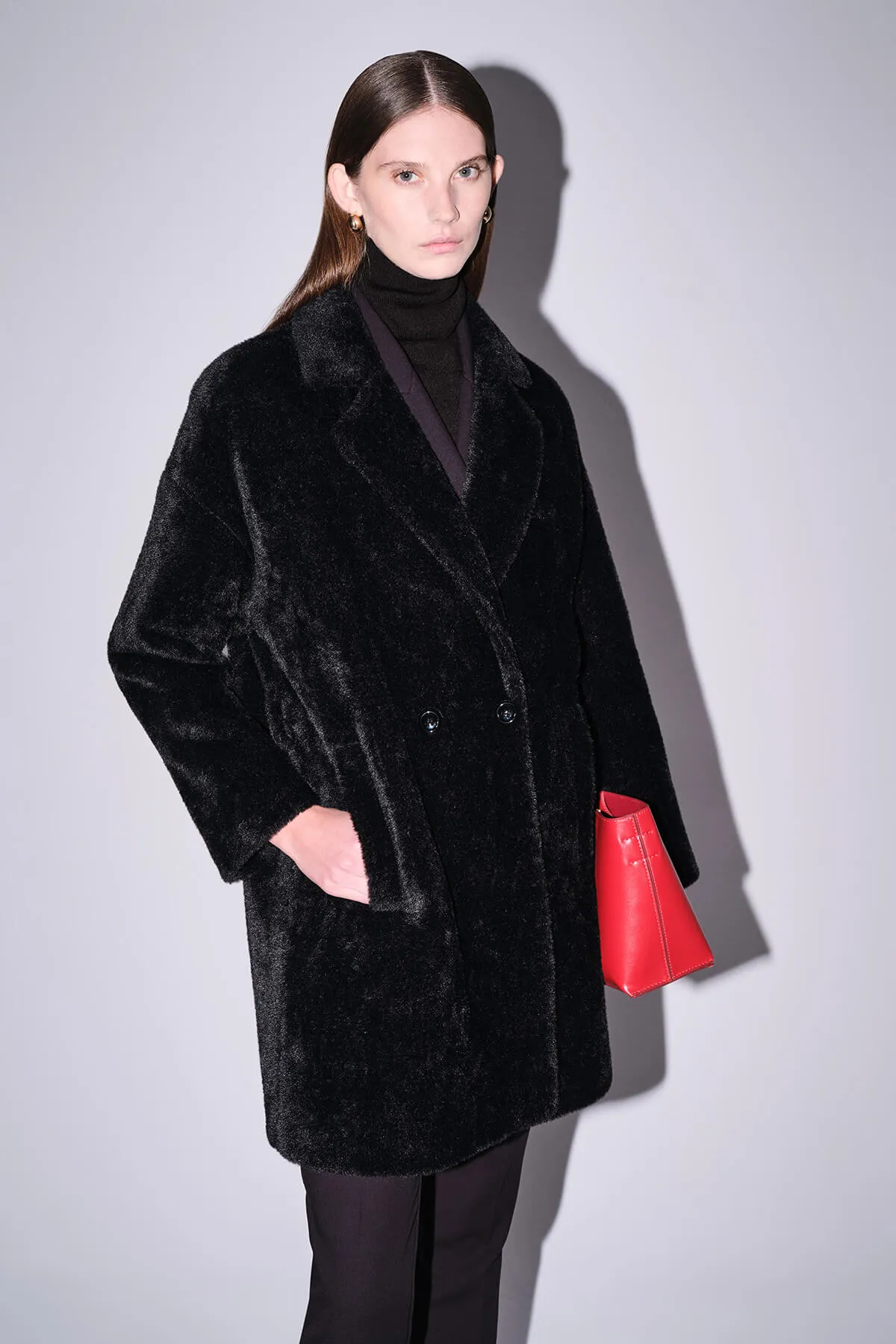 Dynamic Fit Berry Cachet Black Coat