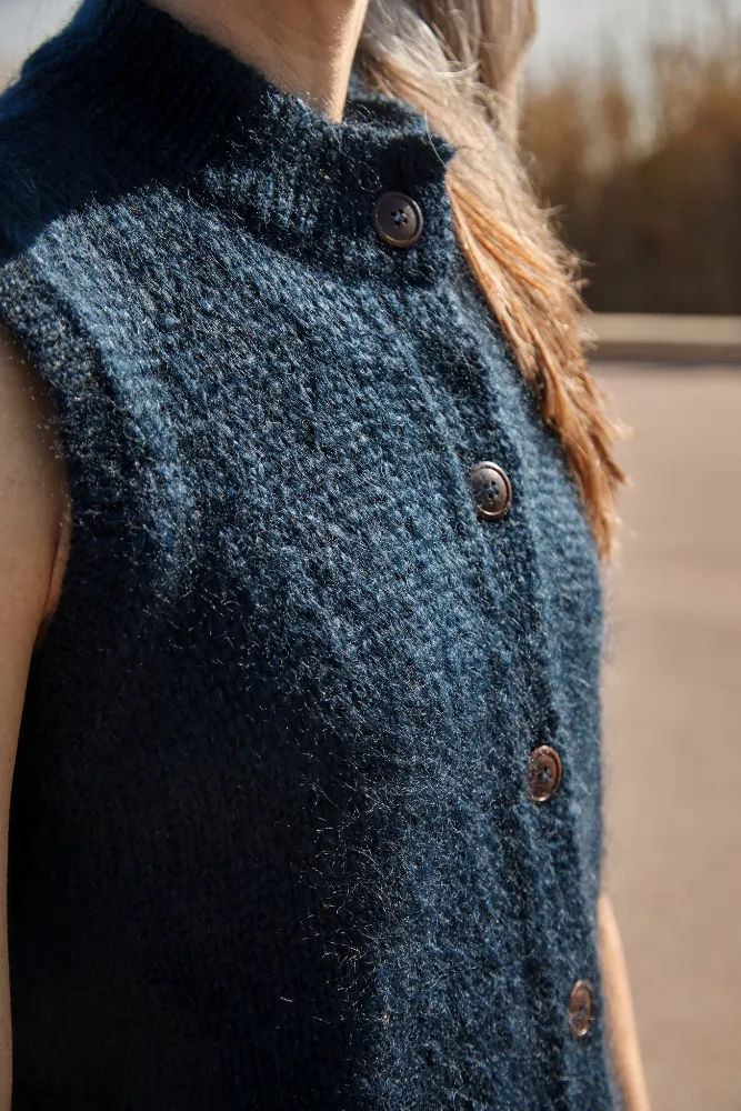 FRIDA Sleeveless Cardigan in Mohair and Silk