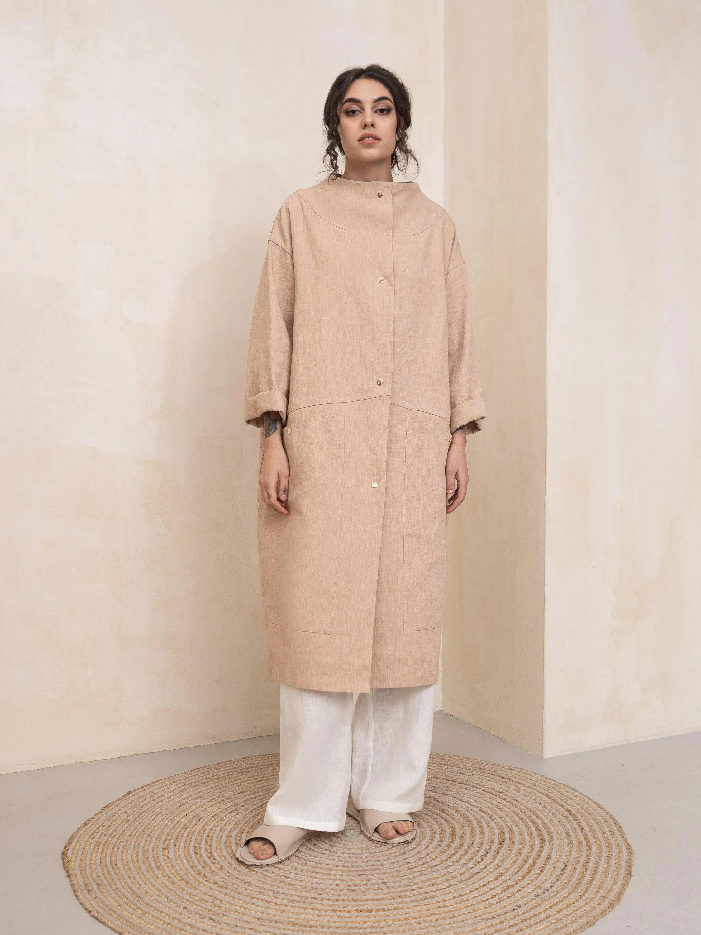 Fylla Wide Coat With Stand-Up Collar