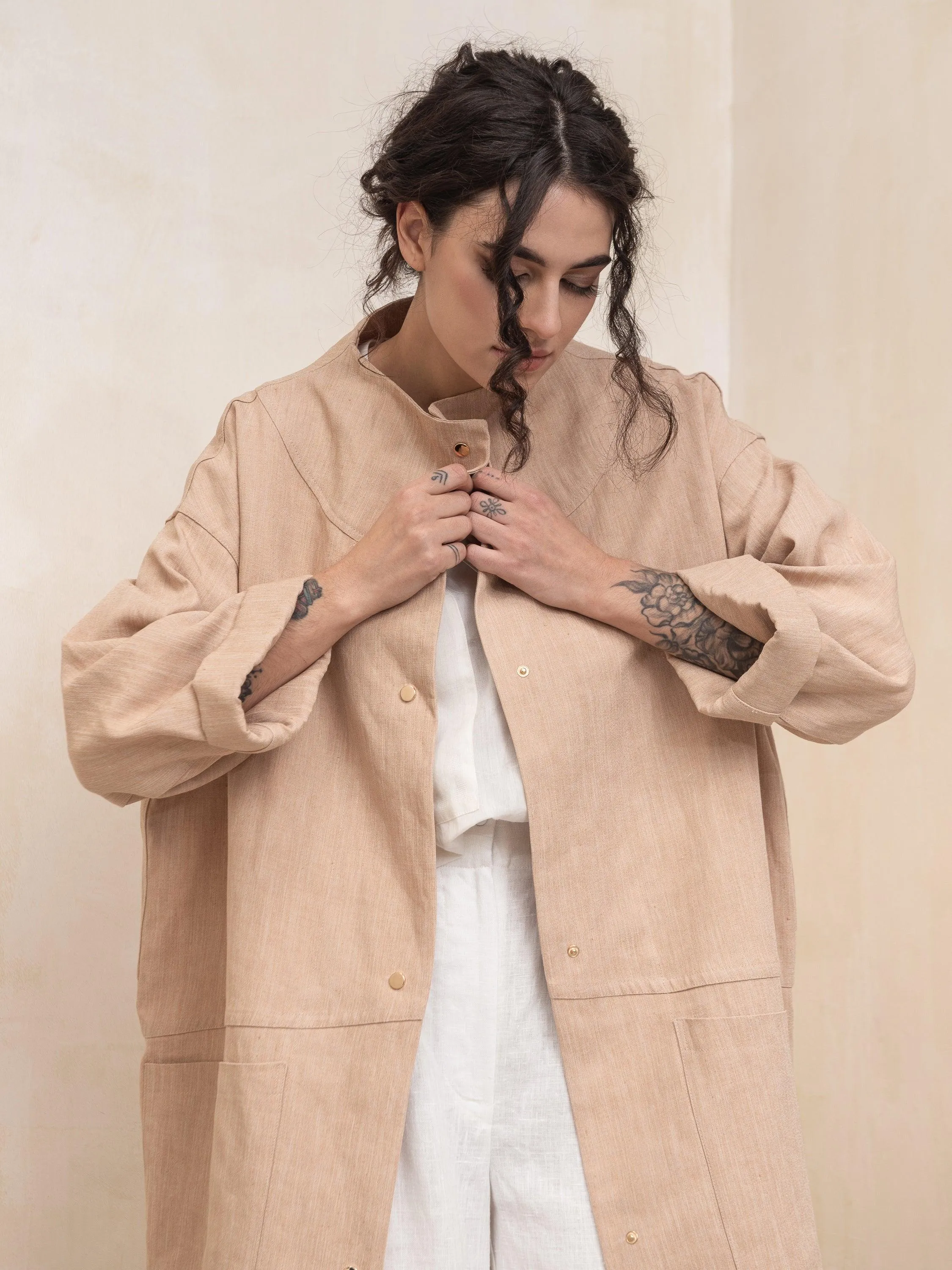 Fylla Wide Coat With Stand-Up Collar