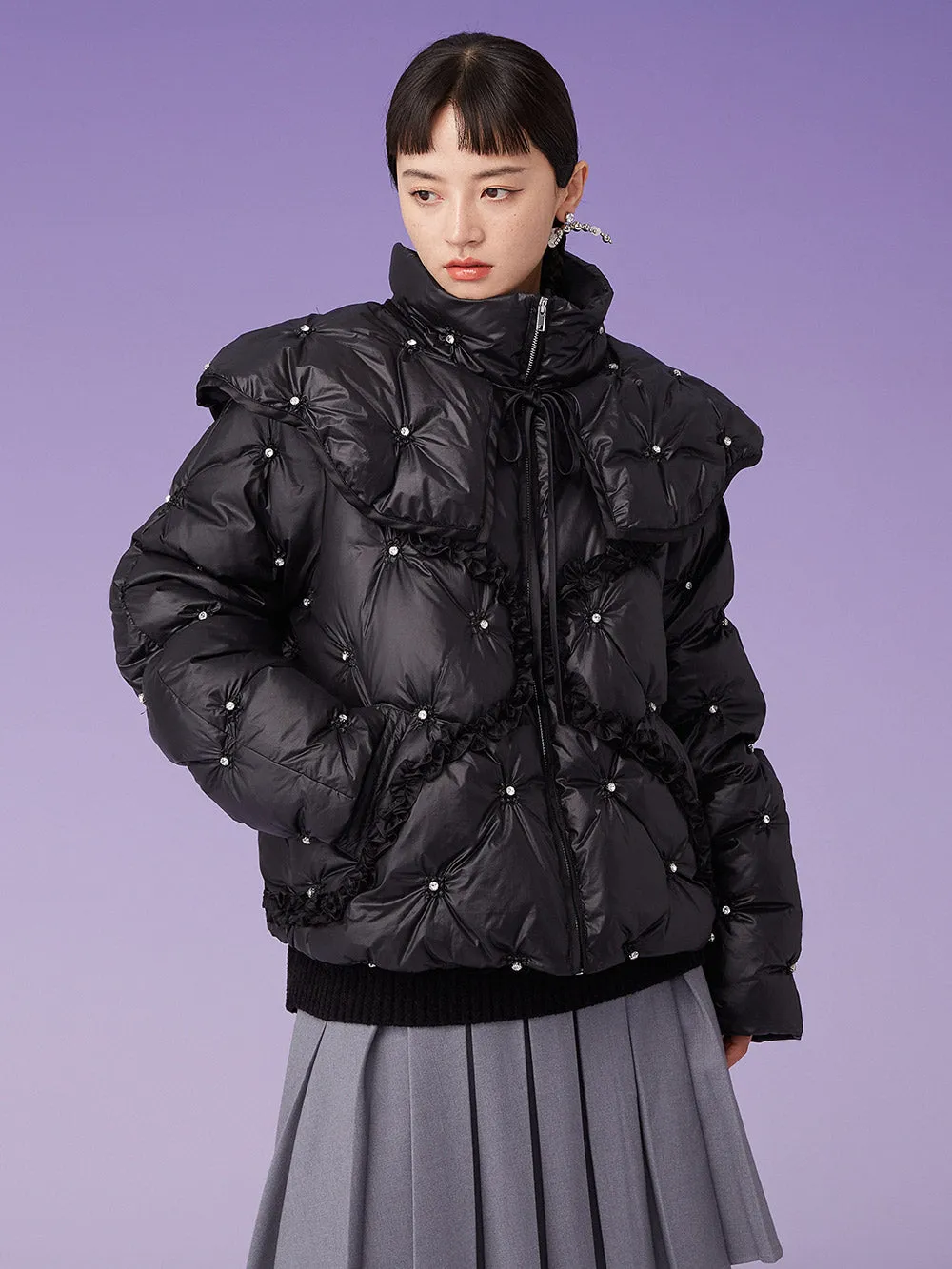 MUKZIN Cropprd Padded Ruffle High-Necked Black Down Jacket