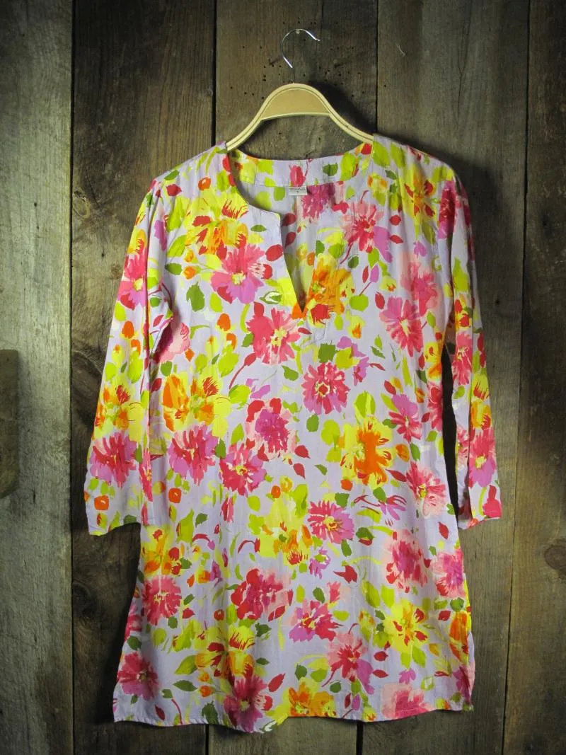 Nusantara Cotton Tunic in Spring Flowers