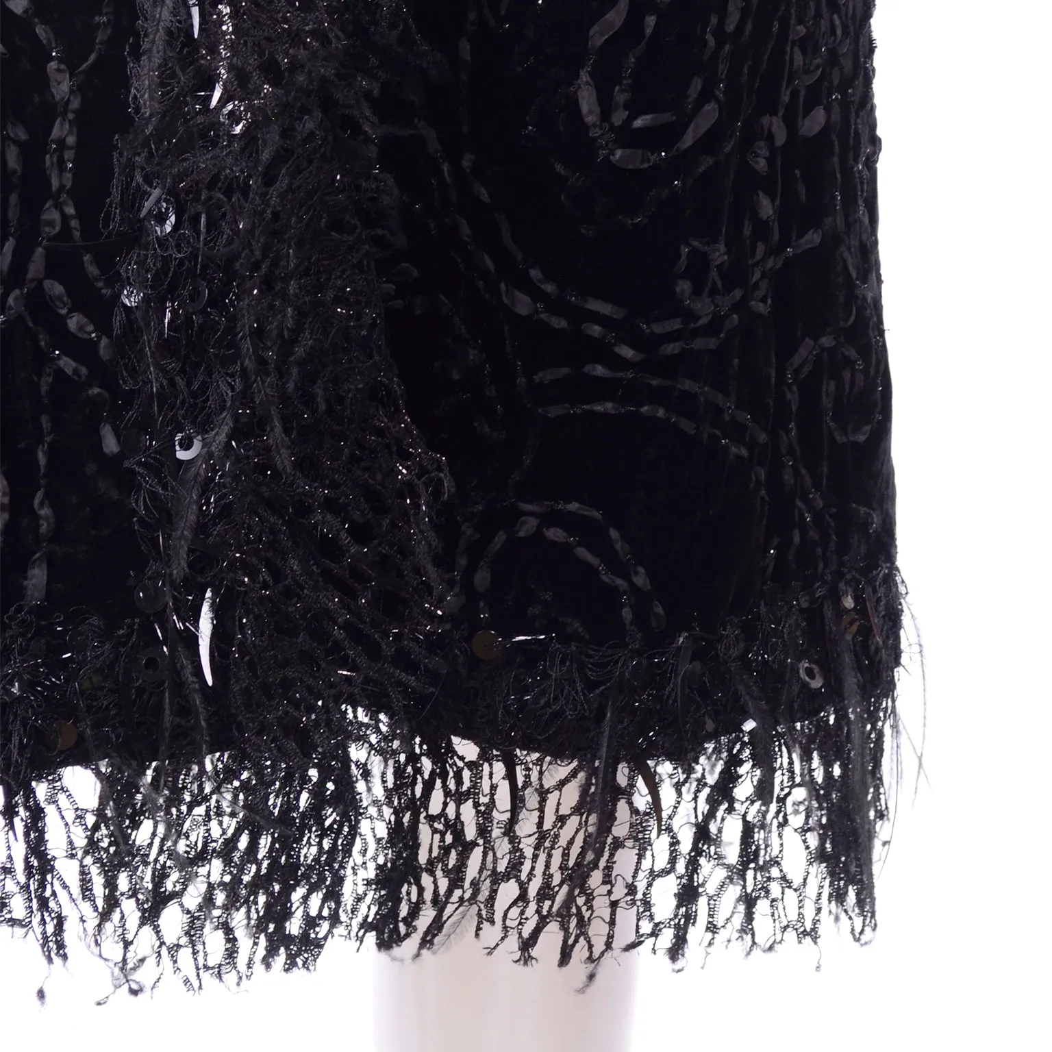 Oscar de la Renta Black Velvet Evening Coat With Sequins & Ostrich Feathers