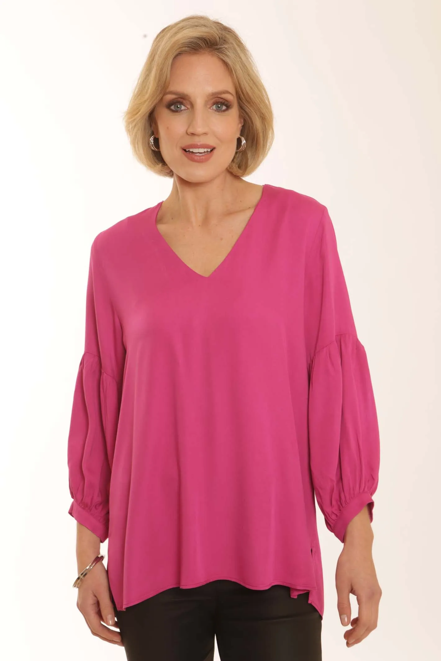 Pomodoro Clothing Solid Popover Blouse 42351