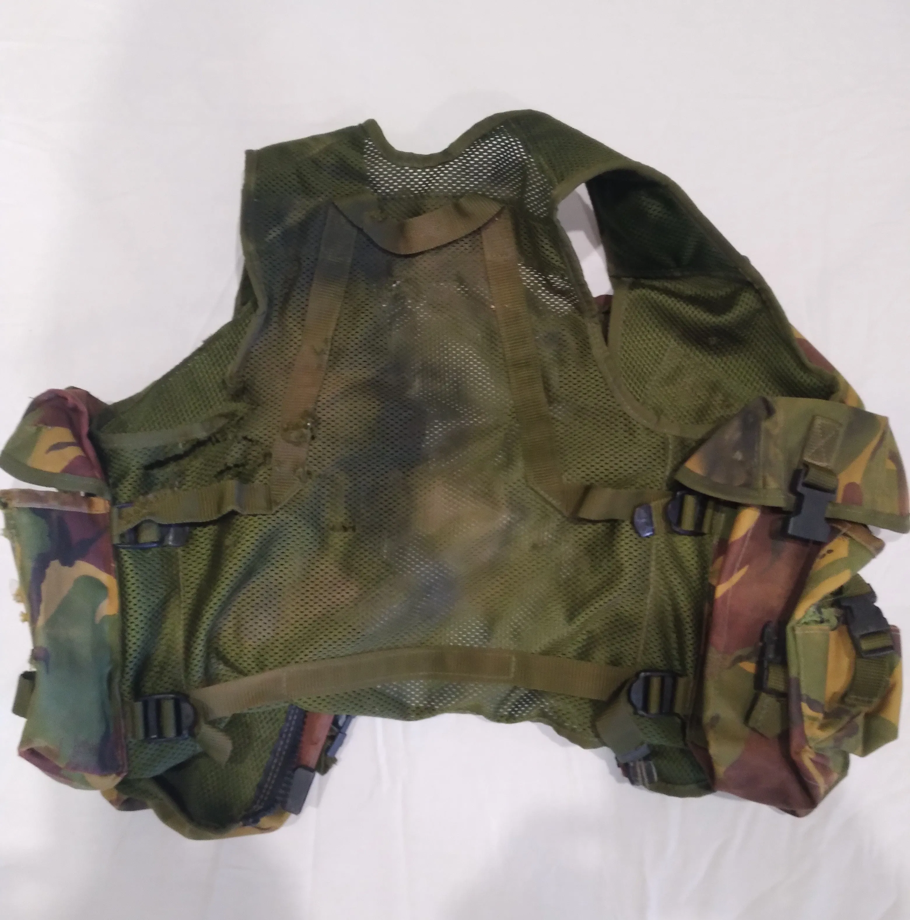 PRE-LOVED EX NZDF VEST