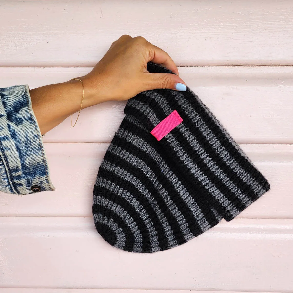 RAE - BLACK/GREY Stripe Merino Beanie Hat, Special Collab Dlam X Bonnie Mob